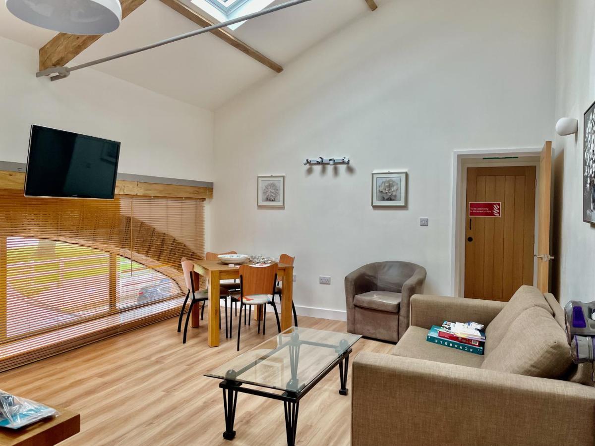 Strawberry Line, Flat 2 Apartment Wells Bagian luar foto